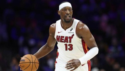宝威体育-阿德巴约83分超科比惹争议！NBA名记：他真该在81分时打卡下班